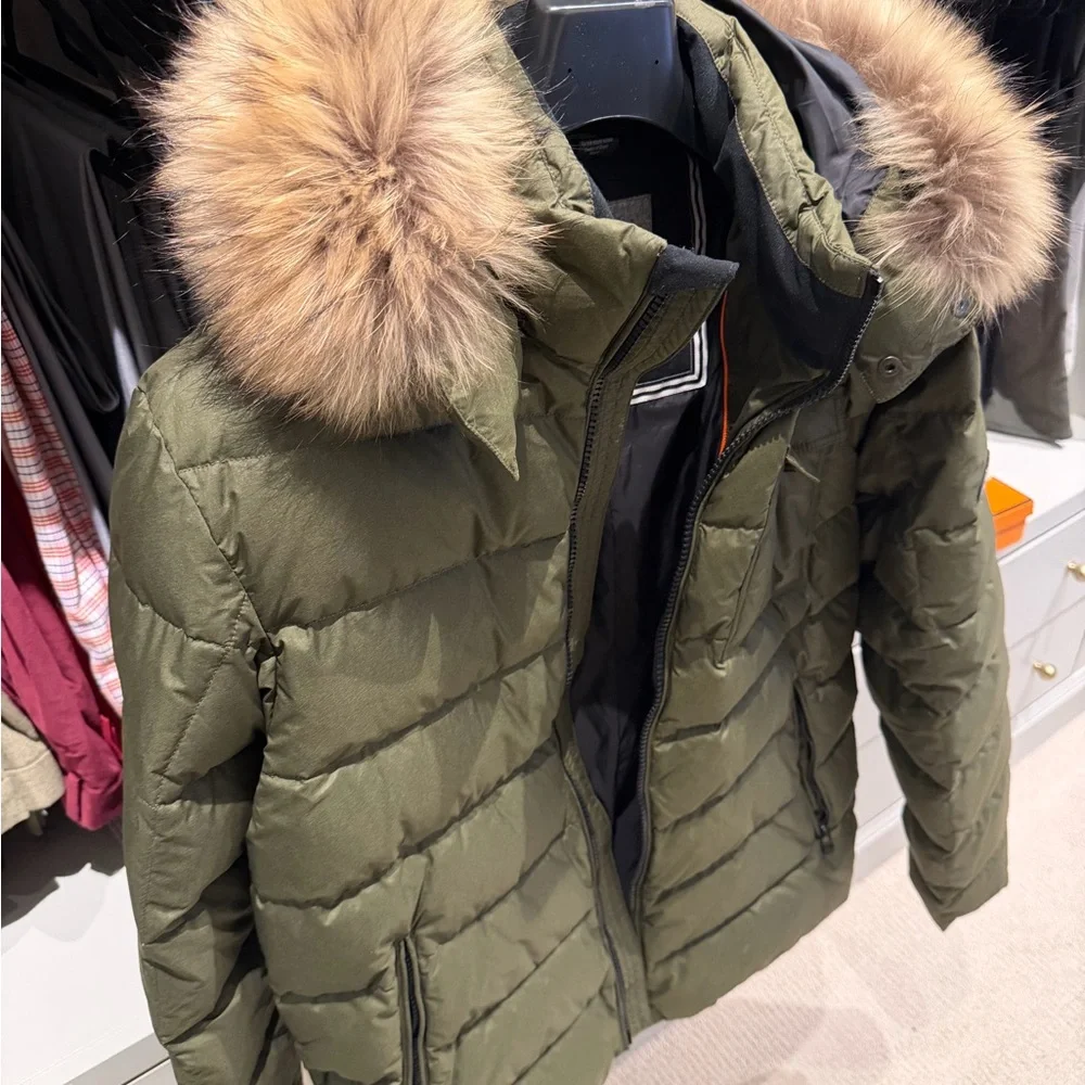 Men's Olive Green Ski Jacket with Fur Hood - Picture 5 of 11